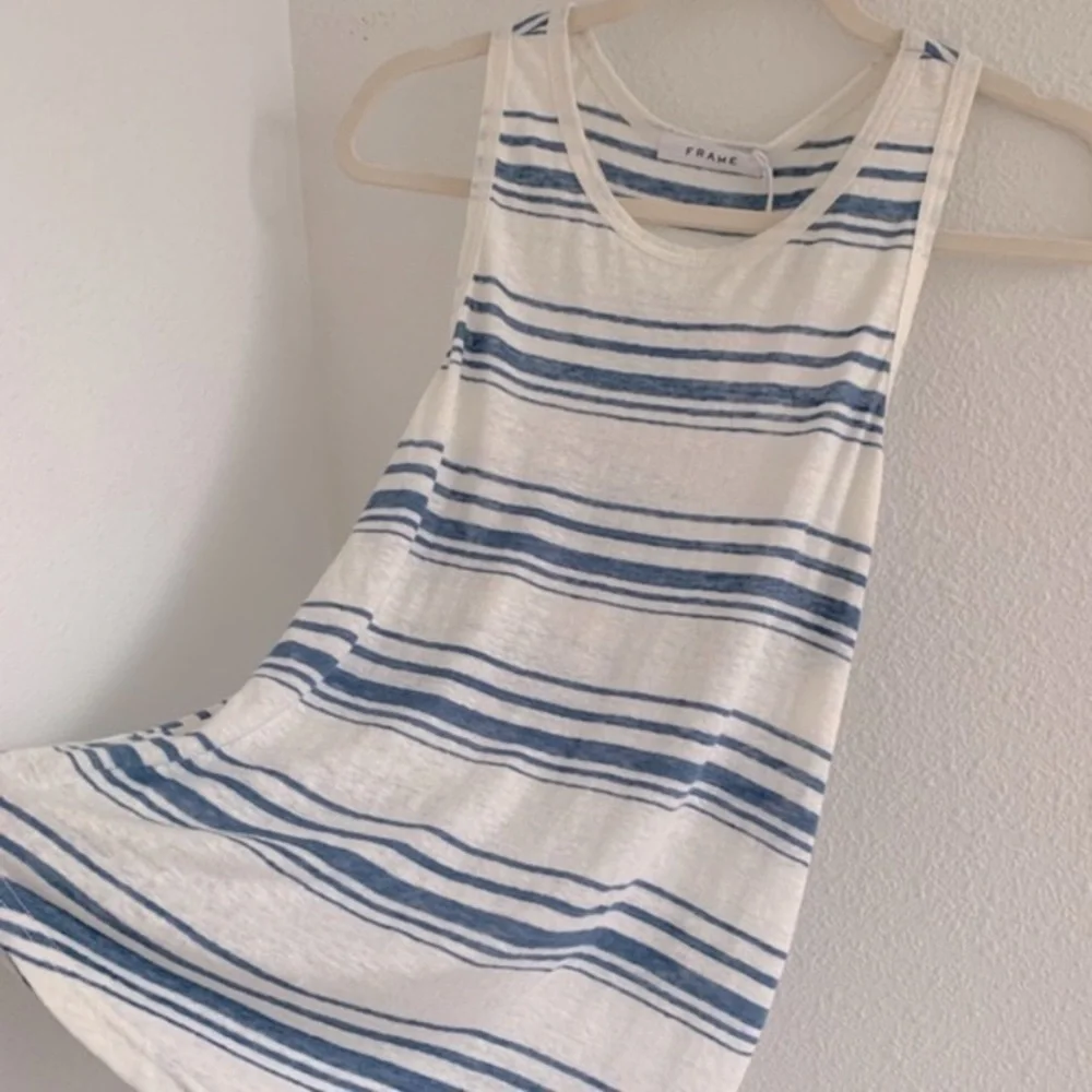Frame Racer Back Linen Tank. / Denim Striped - Picture 2 of 10